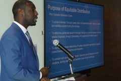 p1090412_54555695852_l